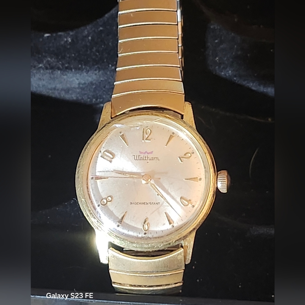 Vintage 50s or 60s Waltham mens watch